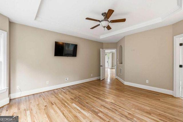 215 Lynwood Court, Roswell, GA 30075