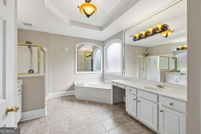 215 Lynwood Court, Roswell, GA 30075