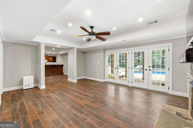 215 Lynwood Court, Roswell, GA 30075
