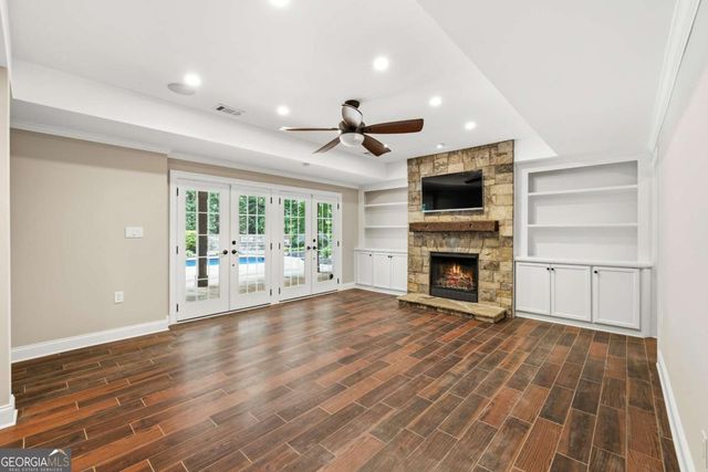 215 Lynwood Court, Roswell, GA 30075