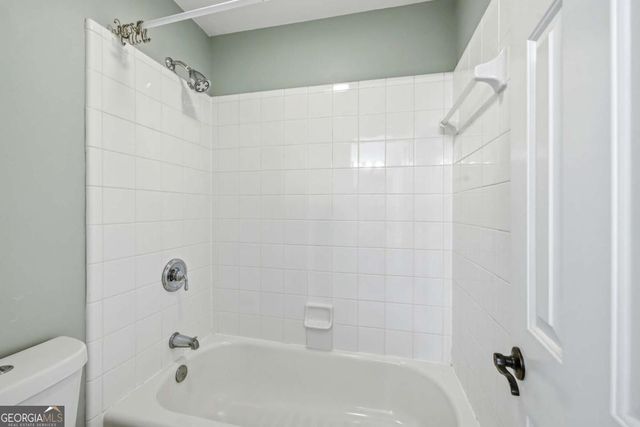 215 Lynwood Court, Roswell, GA 30075