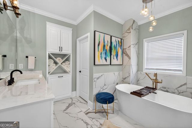 122 Harmony Bay Drive, Eatonton, GA 31024