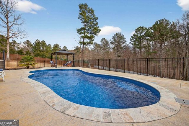 122 Harmony Bay Drive, Eatonton, GA 31024