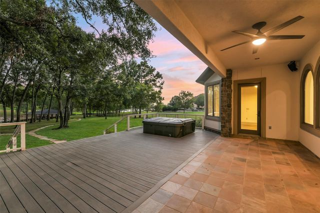 11410 Outpost Cove Drive, Willis, TX 77318