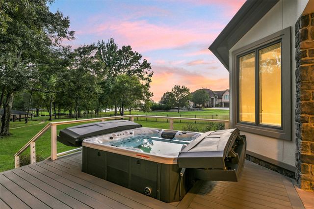 11410 Outpost Cove Drive, Willis, TX 77318