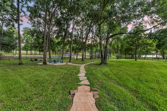 11410 Outpost Cove Drive, Willis, TX 77318
