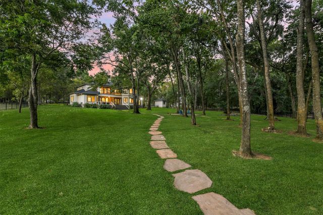11410 Outpost Cove Drive, Willis, TX 77318