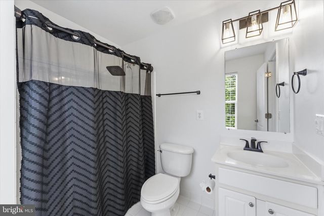 5439 BANTRY CT, Woodbridge, VA 22193