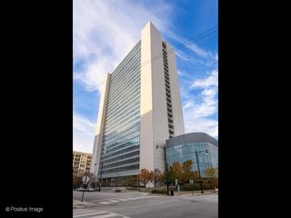 500 W Superior Street 1806, Chicago, IL 60654