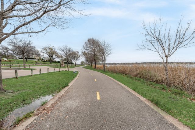 7412 E Northwest Highway 102, Dallas, TX 75231