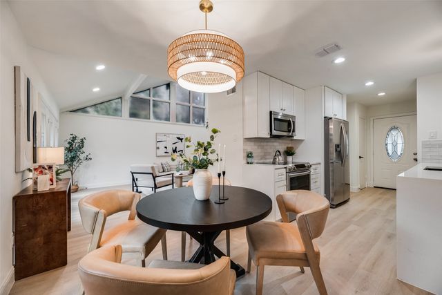 7412 E Northwest Highway 102, Dallas, TX 75231