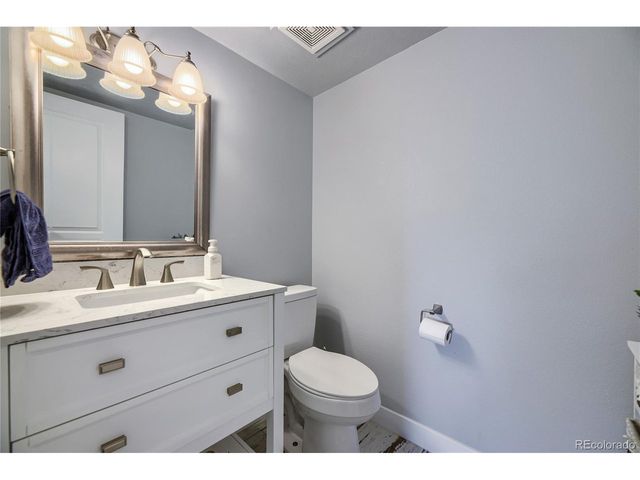 3036 S Biscay St, Aurora, CO 80013