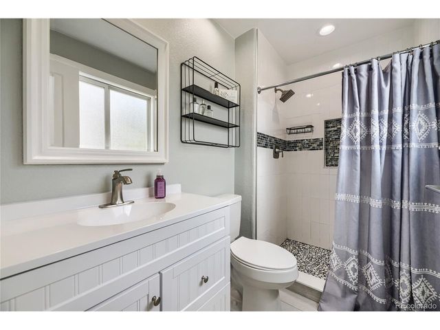 3036 S Biscay St, Aurora, CO 80013