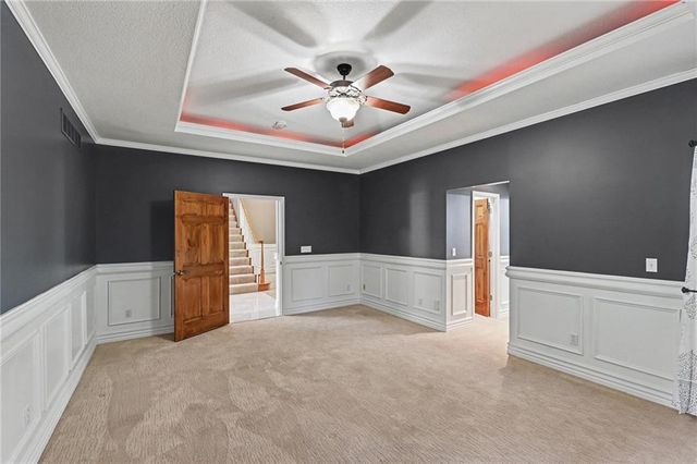 4301 SE Willow Place Court, Blue Springs, MO 64014