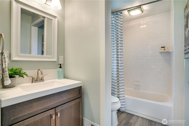 7138 N 17th Street, Tacoma, WA 98406