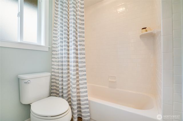 7138 N 17th Street, Tacoma, WA 98406