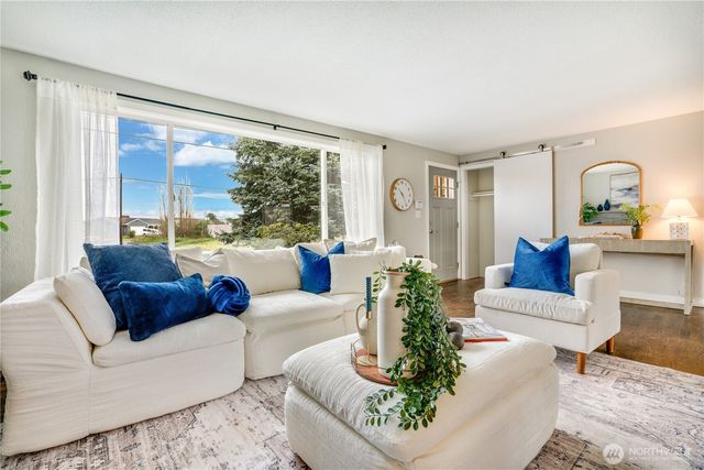 7138 N 17th Street, Tacoma, WA 98406