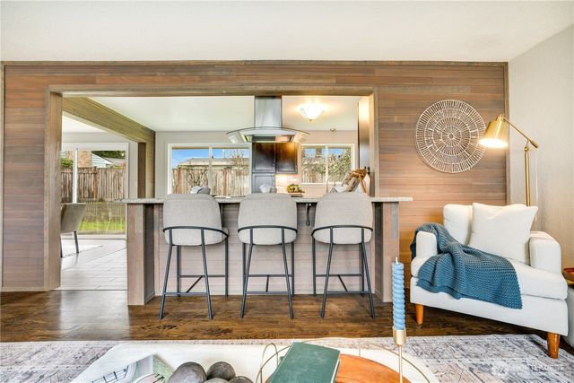 7138 N 17th Street, Tacoma, WA 98406