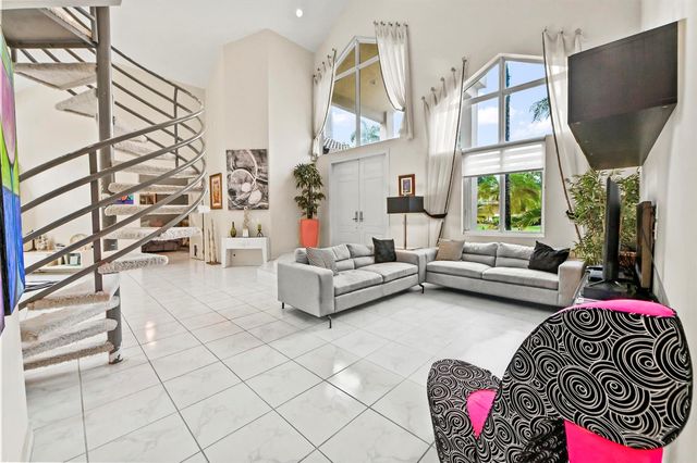 7165 Mariana Court, Boca Raton, FL 33433