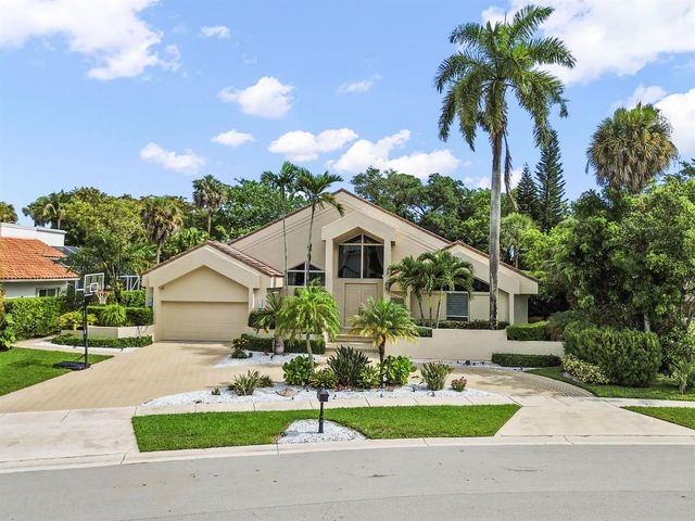 7165 Mariana Court, Boca Raton, FL 33433