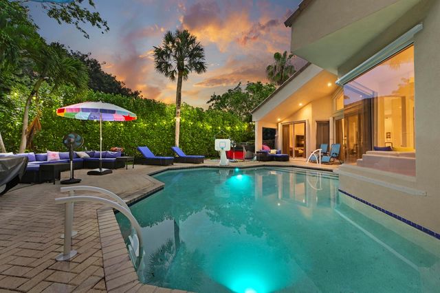 7165 Mariana Court, Boca Raton, FL 33433