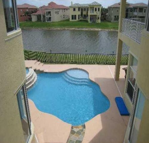 2574 Treanor Terrace, West Palm Beach, FL 33414