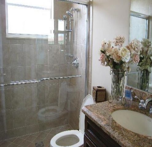 2574 Treanor Terrace, West Palm Beach, FL 33414