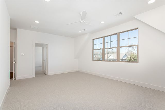 1107 Mount Auburn Avenue, Dallas, TX 75223
