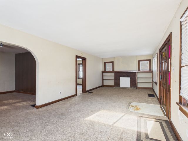 1525 Noble Street, Anderson, IN 46016