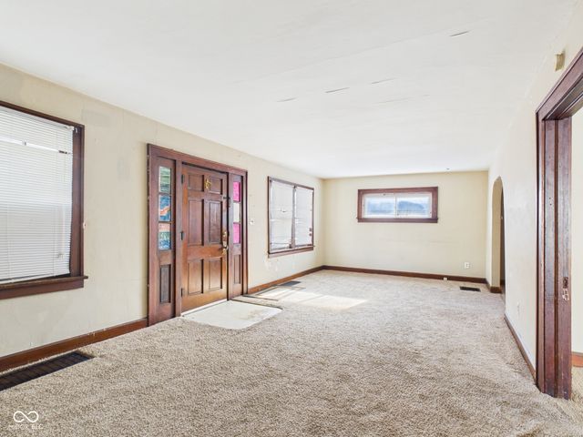 1525 Noble Street, Anderson, IN 46016