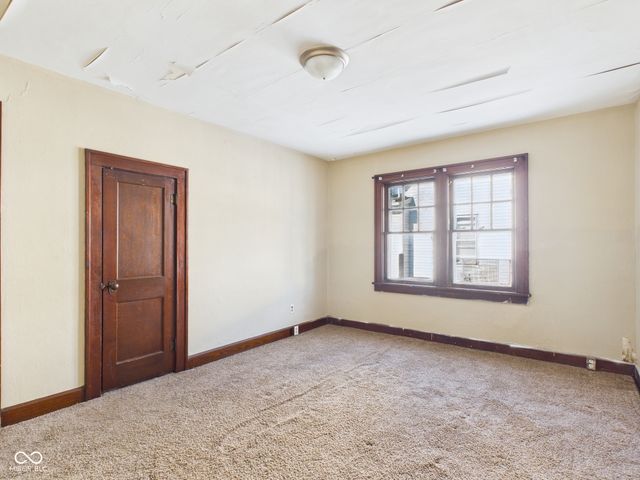 1525 Noble Street, Anderson, IN 46016