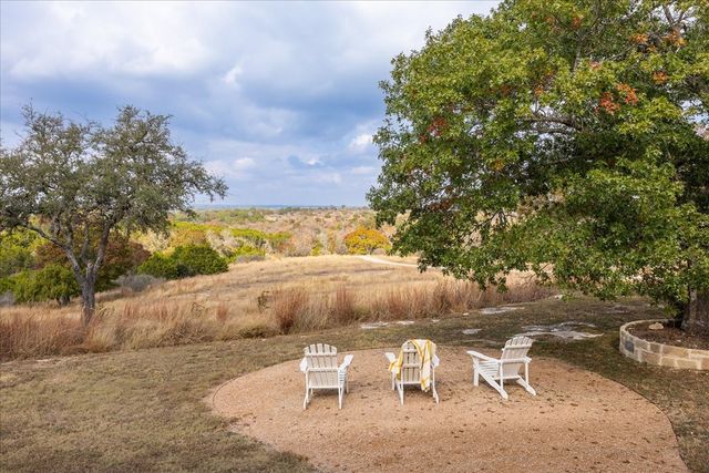 127 Camp Alzafar Rd, Boerne, TX 78006