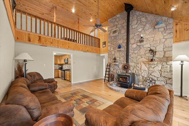 127 Camp Alzafar Rd, Boerne, TX 78006