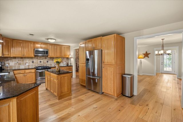 127 Camp Alzafar Rd, Boerne, TX 78006