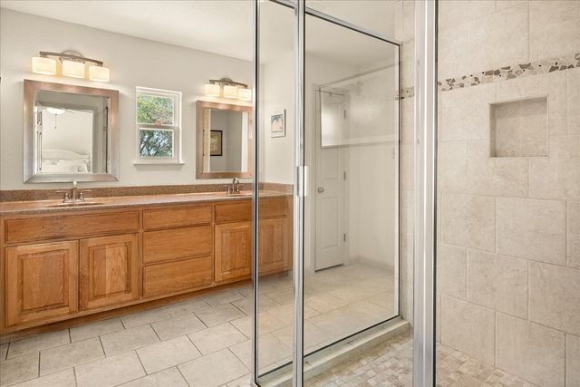 127 Camp Alzafar Rd, Boerne, TX 78006