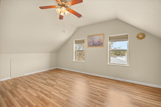 127 Camp Alzafar Rd, Boerne, TX 78006