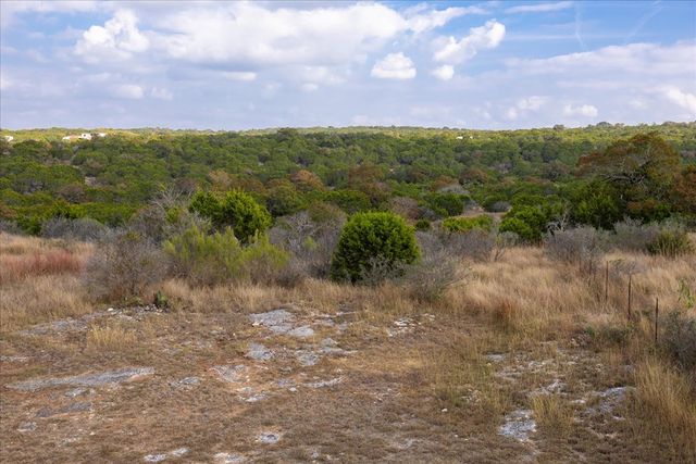 127 Camp Alzafar Rd, Boerne, TX 78006