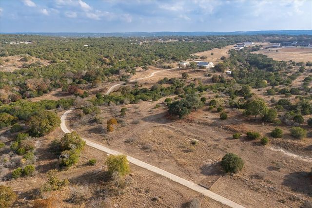 127 Camp Alzafar Rd, Boerne, TX 78006