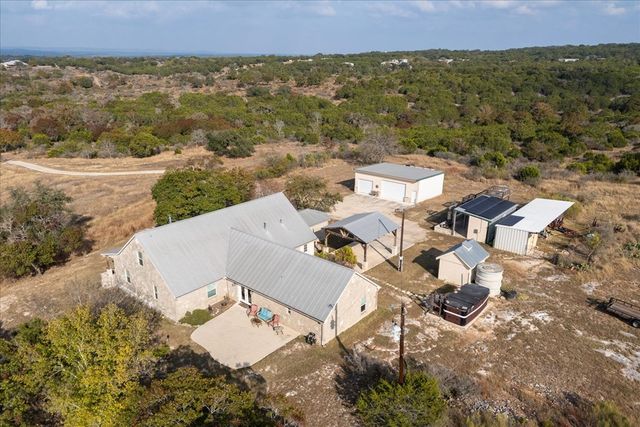 127 Camp Alzafar Rd, Boerne, TX 78006