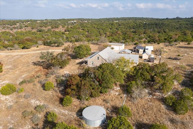 127 Camp Alzafar Rd, Boerne, TX 78006