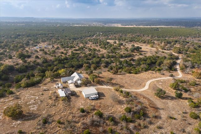 127 Camp Alzafar Rd, Boerne, TX 78006