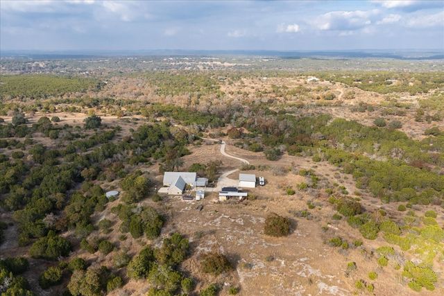 127 Camp Alzafar Rd, Boerne, TX 78006