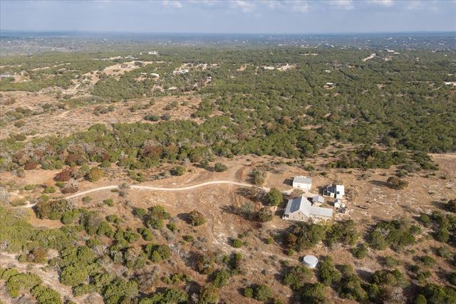 127 Camp Alzafar Rd, Boerne, TX 78006