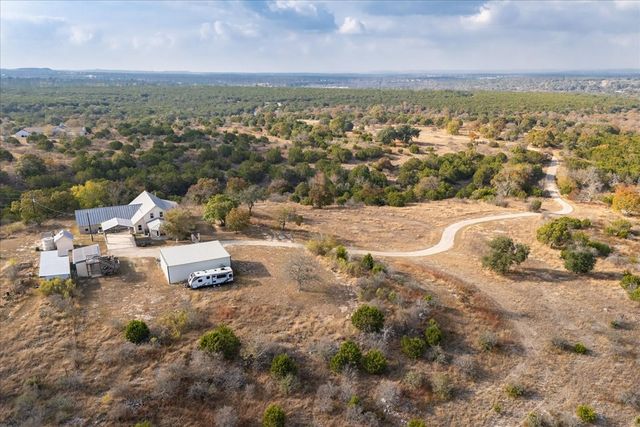 127 Camp Alzafar Rd, Boerne, TX 78006