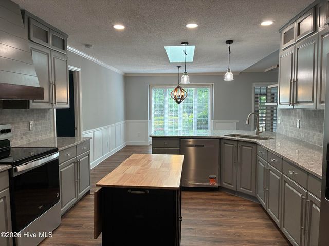 119 Sandham Court 12, West End, NC 27376