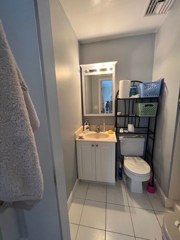 164 Newton St 3, Boston, MA 02135