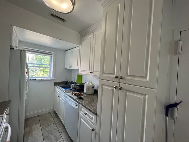 164 Newton St 3, Boston, MA 02135
