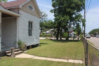 306 E Main Street, Tomball, TX 77375