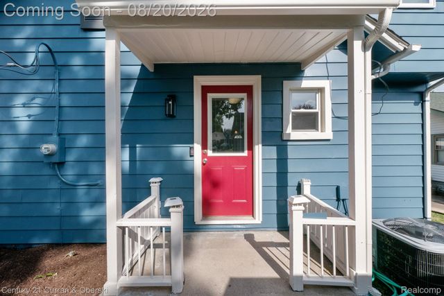 261 N Mill Street, Plymouth, MI 48170