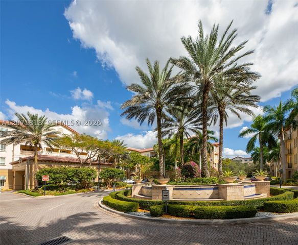 16135 Emerald Estates Dr 165, Weston, FL 33331